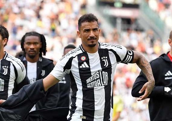 Juventus Siap Lepas Danilo: MU Bakal Jadi Pembeli?