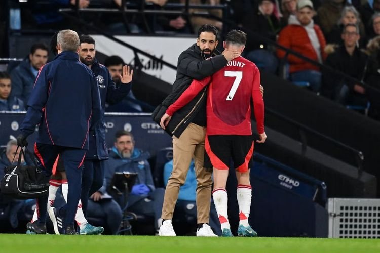 Pelatih Manchester United Ruben Amorim Komentari Penampilan Gemilang Mason Mount Setelah Cetak Dua Gol